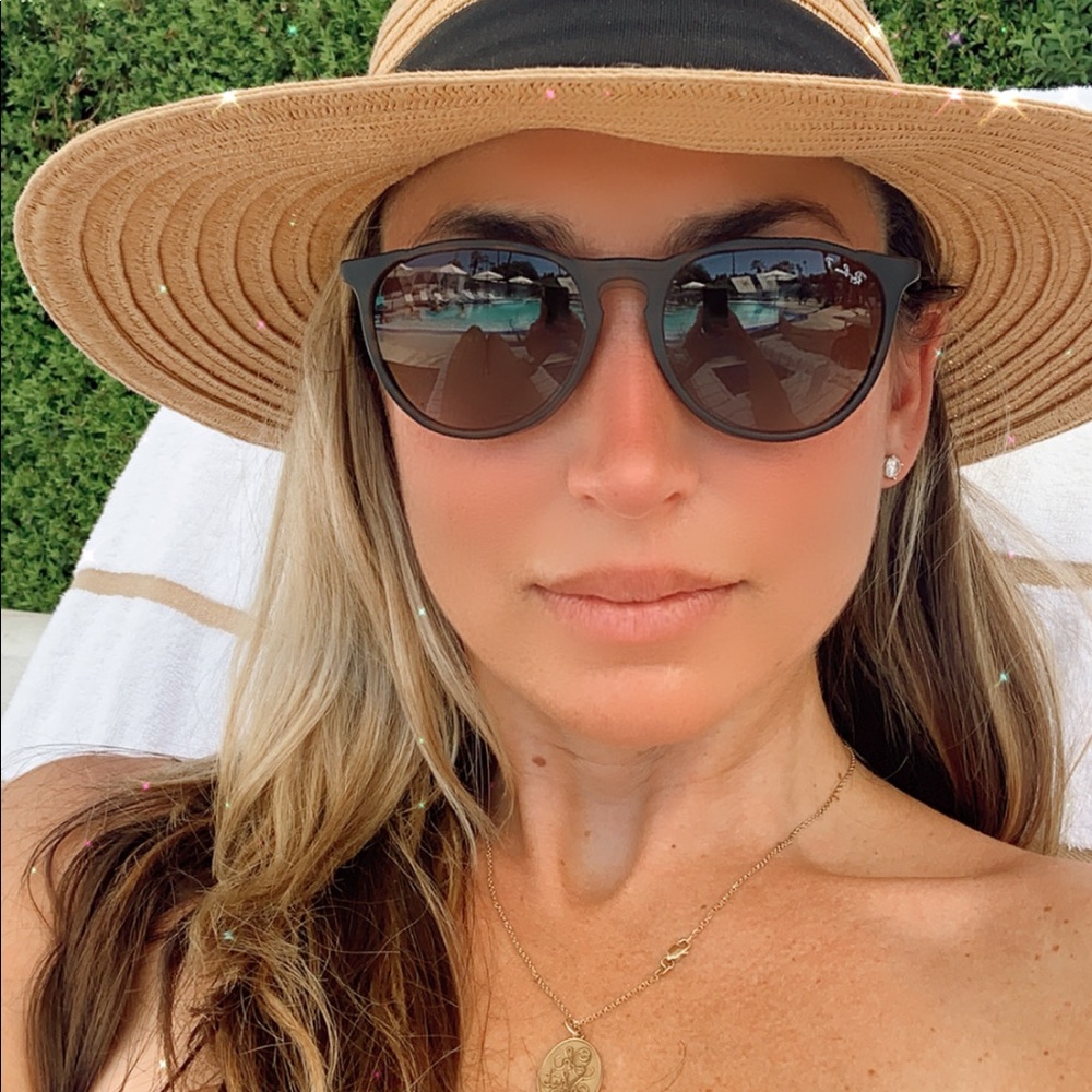 Meet your Posher, Kerri